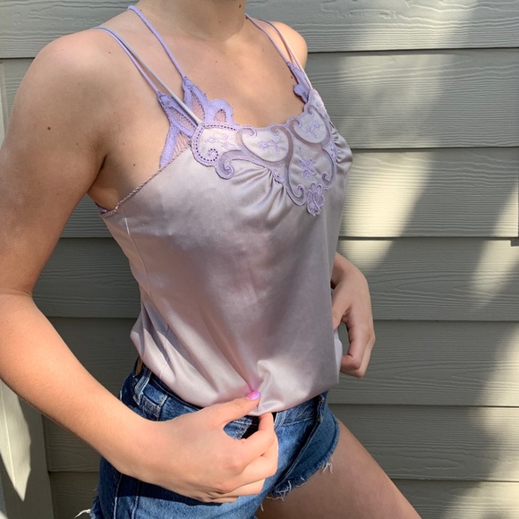 Lavender silk tank top - Picture 3 of 4